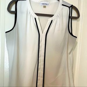 Sleeveless blouse